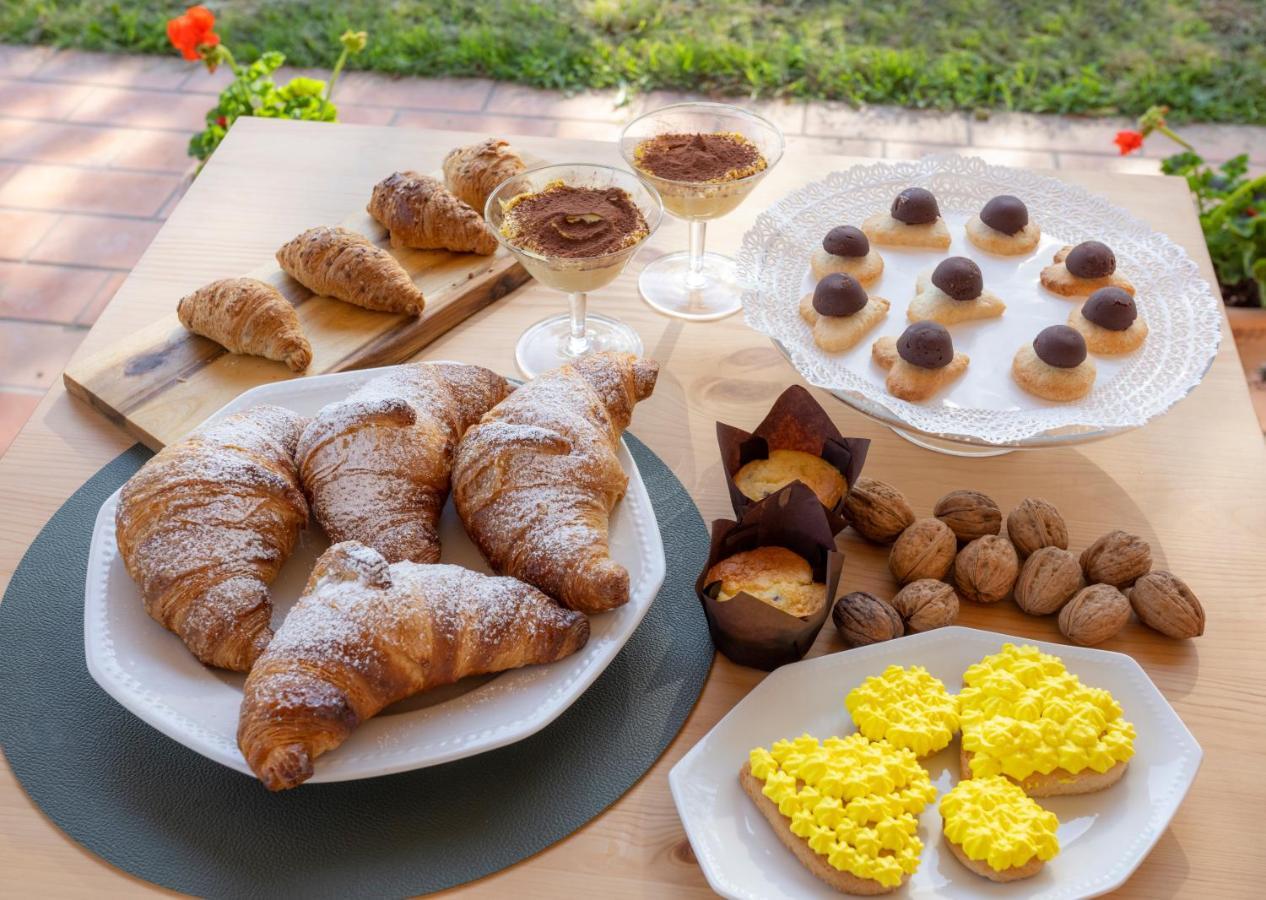 Villa Lemarche B&B Rustico Ngoại thất bức ảnh